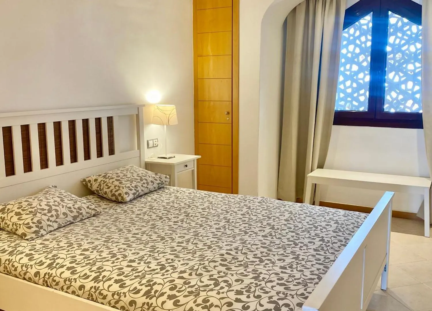 Chic Resort Feel - Oceanfront, Heated Pool Costa Adeje  Spanien